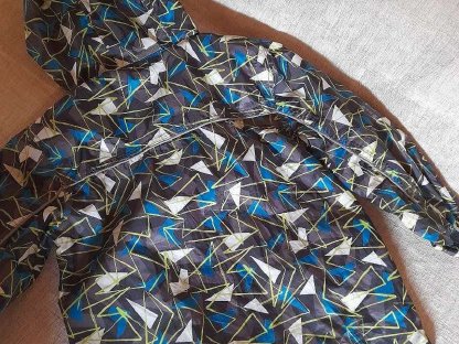 Bild 2:Kinder Okay Regenjacke mit Kapuze Gr. 122