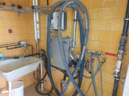 Bild 6:5er Tandem Melkstand inkl. Kühltank