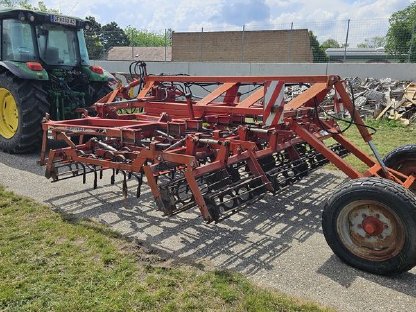 Bild 3:Saatbeetkombination Agri Farm