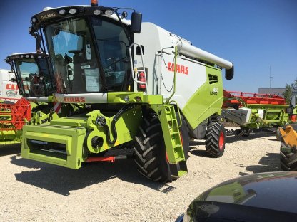 Claas Tucano 450 inkl. SW Vario 620