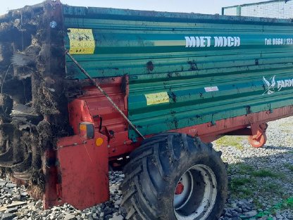 Bild 8:Dünger Ausbringung