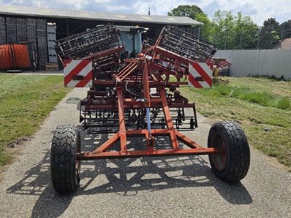 Bild 6:Saatbeetkombination Agri Farm