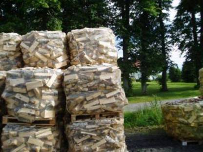 Bild 4:Brennholz-Sack/Netz