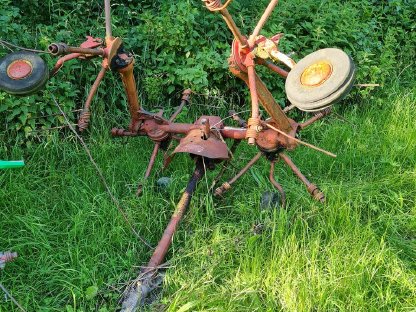 Bild 2:Kreiselheuer Fahr KH 4