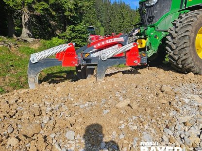 Bild 3:Forst- u. Almwegsanierung