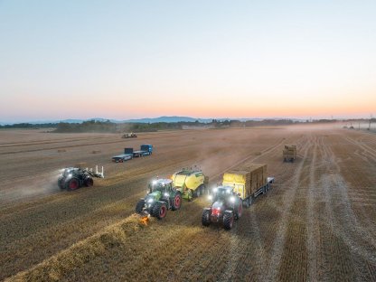 Bild 3:Verkaufe Stroh, Luzerne