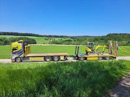 Bild 4:Fliegl Tieflader mit langen Rampen