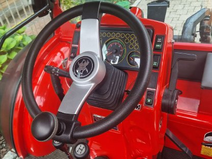 Bild 6:Antonio Carraro TTR 9400 ERGIT-T1 + Anbauschneefräse WESTA