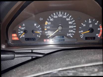 Bild 3:Verkaufe Mercedes-Benz E220 CDI