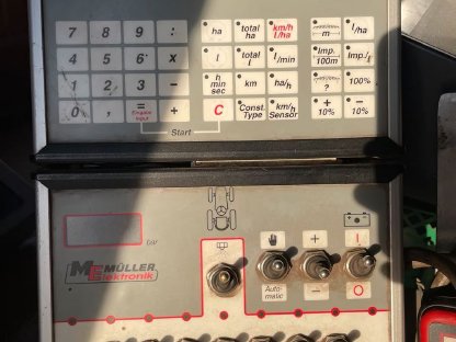 Bild 5:Hardi Feldspritze CM 2 – 27 m Gestänge