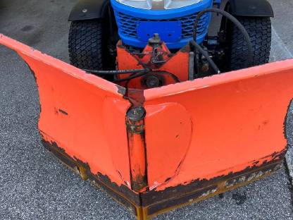 Bild 5:Schneepflug für Iseki Kubota Variopflug