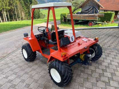 Bild 4:Reform Metrac 2002 mit 1.565 Bstd., inkl. Bandrechen