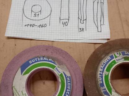 Bild 2:3 gebrauchte Schleifscheiben Metall