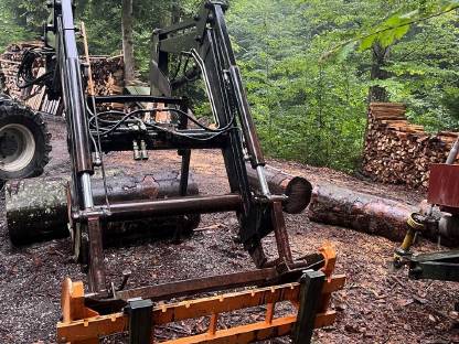 Bild 9:Lindner Geotrac 85 mit Frontlader und Zubehör