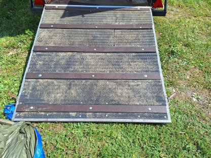 Bild 9:Pferdeanhänger