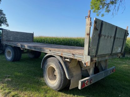 Bild 2:Gebrauchter Anhänger (inkl. Bordwände) zu Verkauf