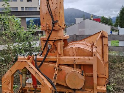 Bild 2:Kahlbacher Seitenwallfräse KS110