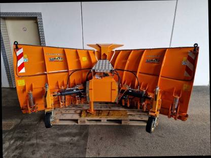 Bild 3:Samasz Olimp Vario Schneepflug