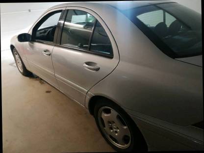 Mercedes Benz C200