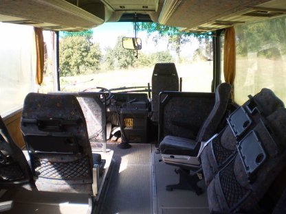 Bild 5:Alter Reisebus