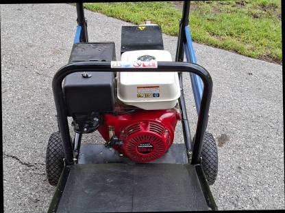 Bild 8:SDMO Stromerzeuger mit Honda Motor HX 7500 T