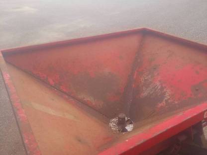 Bild 3:Mengele Miststreuer, Trommelmähwerk, Vogel & Noot Düngestreuer