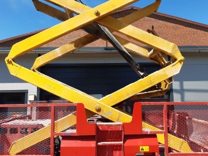 Bild 7:Hebebühne Genie GS 3390 RT Megadeck 7 Personen Allradbühne