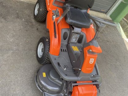 Bild 2:Husqvarna Rider R 216T AWD