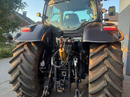 Bild 3:New Holland T6090 Powercommand