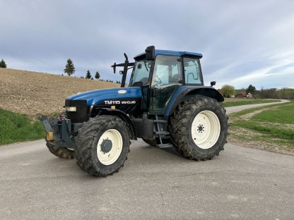 New Holland TM 115