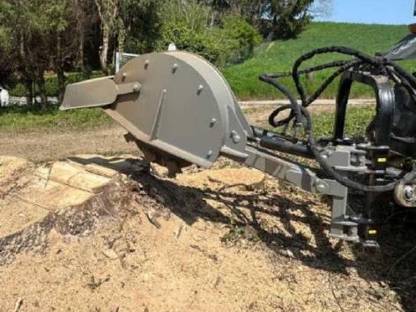 Bild 4:Wurzelstockfräse, Baumstumpffräse Jansen