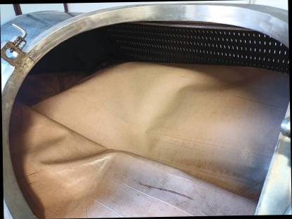 Bild 5:Pneumatische Presse Velo PRM 15