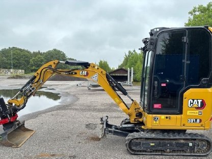 CAT 301.8