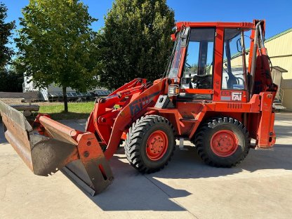 FAI 675 Baggerlader