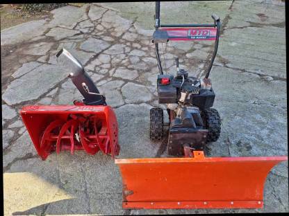 Bild 8:Schneefräse MTD