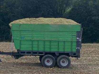 Häckseltransportwagen Häckselwagen Silierwagen Fortschritt