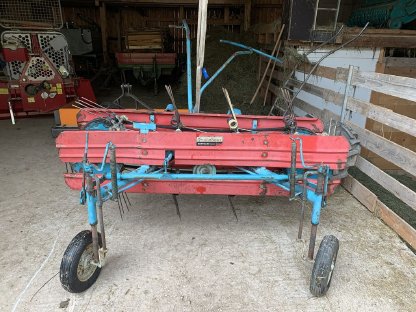 Bild 2:Günstige Mähmaschinen abzugeben