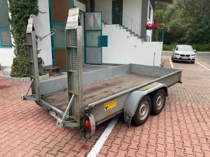 Bild 3:PKW-Anhänger Humbaur HTK-Garant