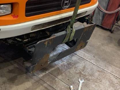 Bild 2:Schneepflugplatte für Unitrac