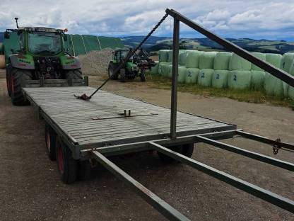 Bild 6:Ballenwagen, Ballenanhänger