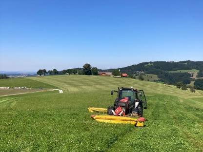 Heuballen 2. und 3. Schnitt