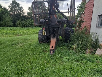 Bild 3:Starkholzrückewagen