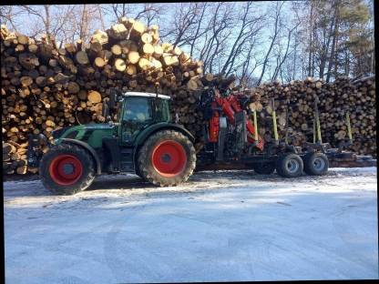 Bild 2:Transporte verschiedener Art