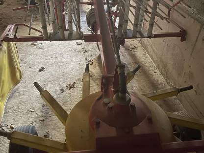 Bild 6:Pöttinger Schwader Eurotop 340N