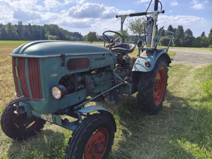 Bild 6:Traktor Hanomag Perfekt 300