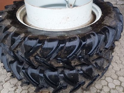 Bild 2:Trinker Doppelräder/Zwillingsräder