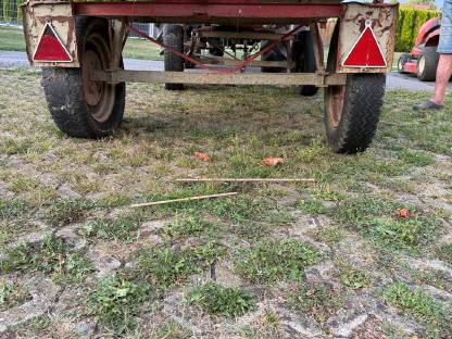 Bild 3:Anhänger - stabil und einsatzbereit 10 km/h