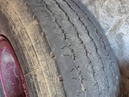 Bild 3:365 80 R20 Reifen mit Felge 6x