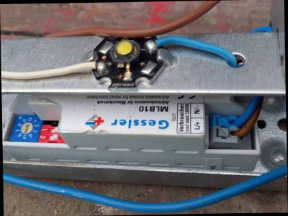 Bild 2:Notausgangsbeleuchtung