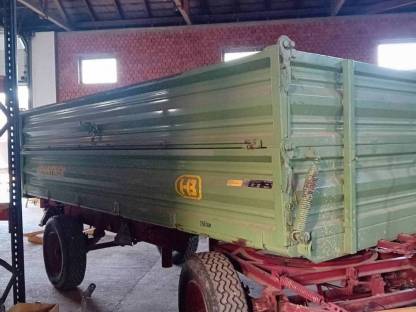 Bild 4:Brantner 3-Seitenkipper